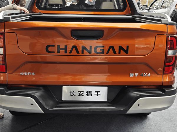 1399万全球首款超级增程皮卡！长安猎手能让你户外连涮5天火锅(图7)