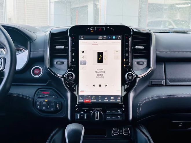 23款道奇公羊霸王龙港口清库存价格下调(图4)