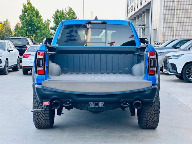 23款道奇公羊霸王龙港口清库存价格下调(图6)