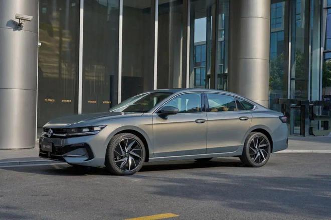 【前瞻】一汽大众全新迈腾极氪MIX腾势Z9GT领衔谁会是2024北京车展最大赢家?(图2)