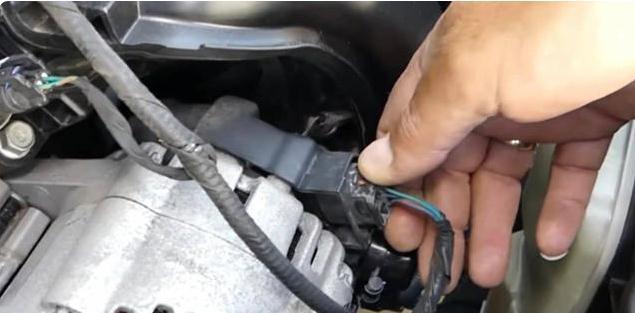 修车时这几个零件一定要带走坏了也比扔掉划算(图3)