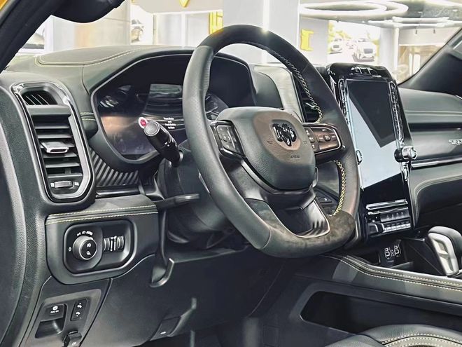 2024款道奇霸王龙天津港在售促销价格(图3)