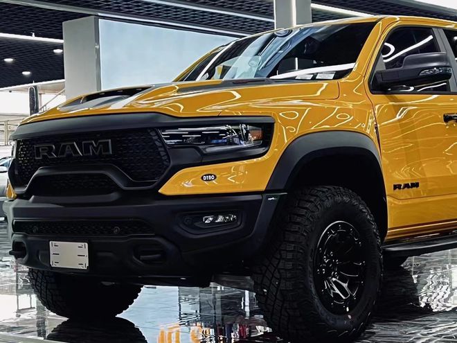 2024款道奇霸王龙天津港在售促销价格(图2)