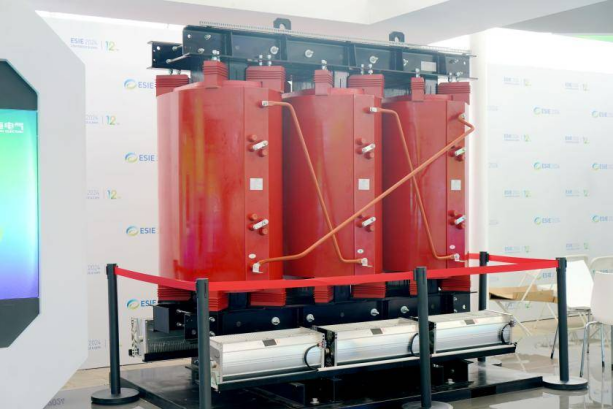 在海拔4000米不降容运行！上海电气输配电集团多款创新产品亮相2024储能国际峰会(图6)