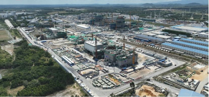 全球首堆!“玲龙一号”吊装就位(图3)