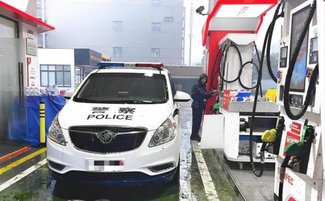 周密部署迅速行动市经信系统重点单位全力做好抗台防汛工作(图2)