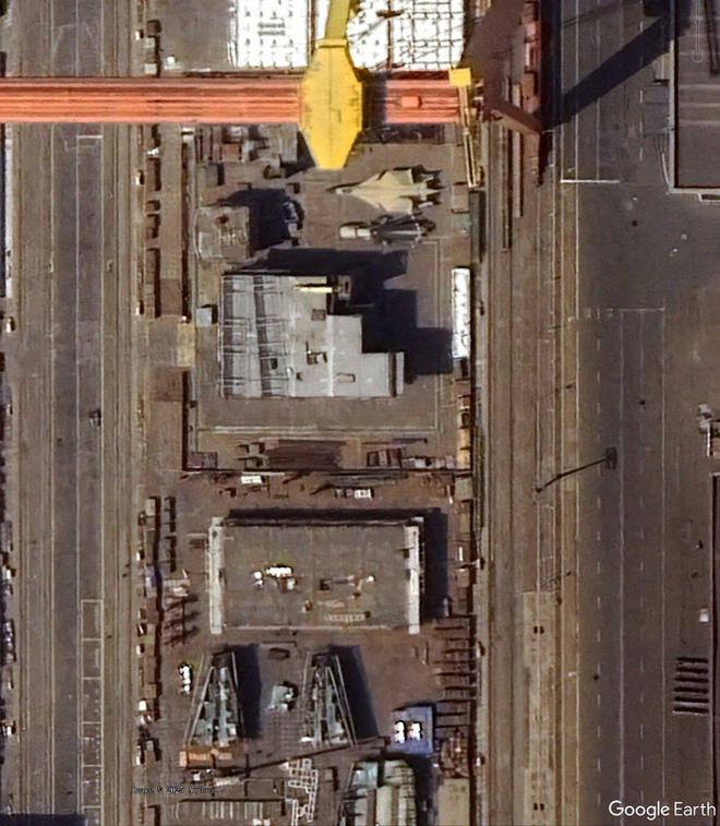 美卫星发现004航母大连开建!四条电弹、核动力排水量超10万吨(图3)