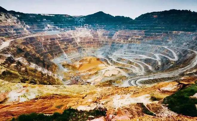 中国发现巨大“宝藏”！10个亿吨级油田超1000亿立方米天然气(图11)