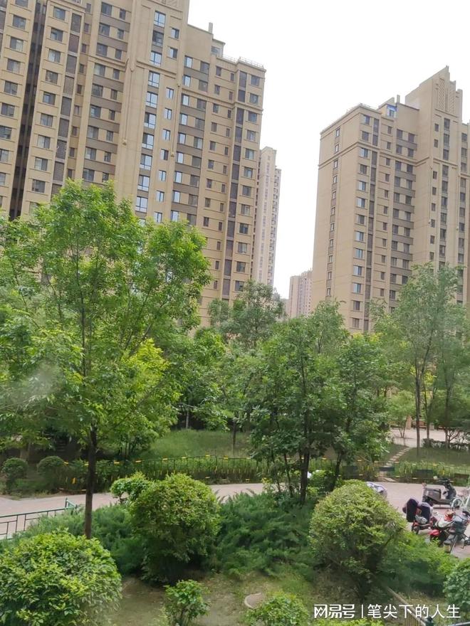 网传某小区更换变压器竟然要业主缴费网友：变压器是业主共有的(图5)