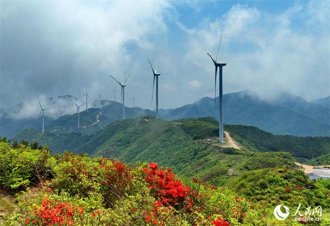 江西石城：高山风电风景美(图4)