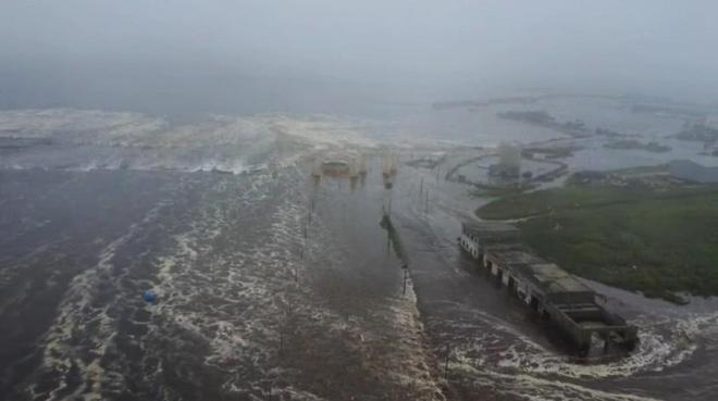 88级地震撕破俄潜艇基地防护罩普京战略遇天灾考验(图11)