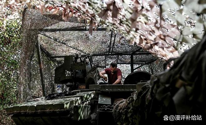 崩溃已至!乌军全面溃败普京突然下达一个史无前例的指令(图2)