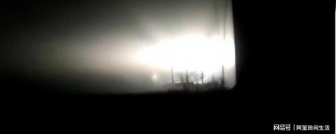 乌克兰遭核打击警告俄军发射13枚“全球禁止”导弹(图9)