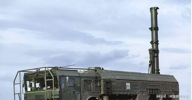 乌克兰遭核打击警告俄军发射13枚“全球禁止”导弹(图11)