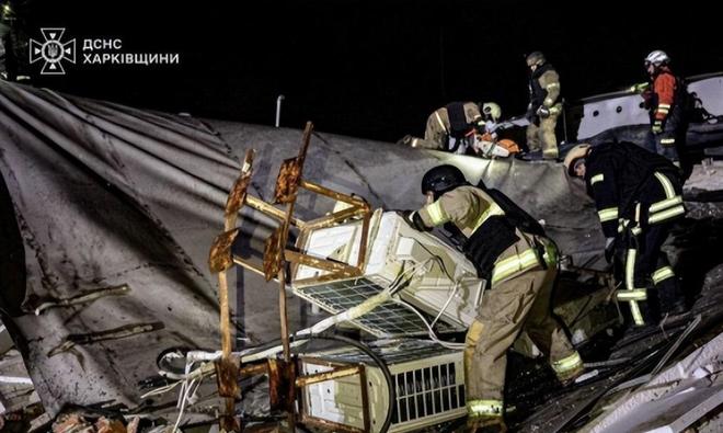 乌克兰全境大停电俄军核打击前警告发射多枚全球禁止导弹(图2)