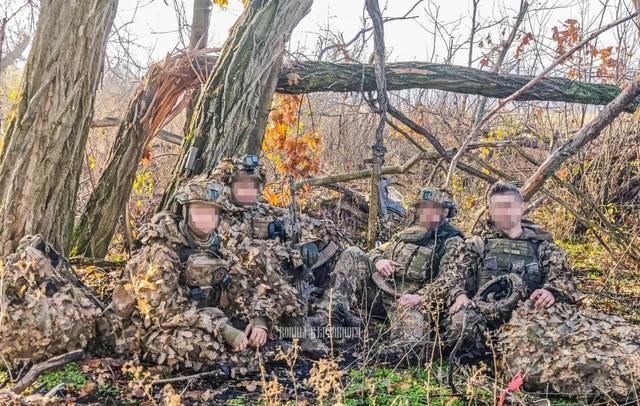 打掉牙往肚子里吞！俄军大轰炸美国强令投降泽连斯基仍在嘴硬(图2)