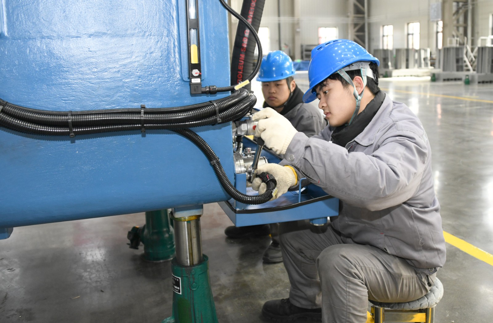 高质量发展看一线｜包头诞生风电“强心脏”(图4)