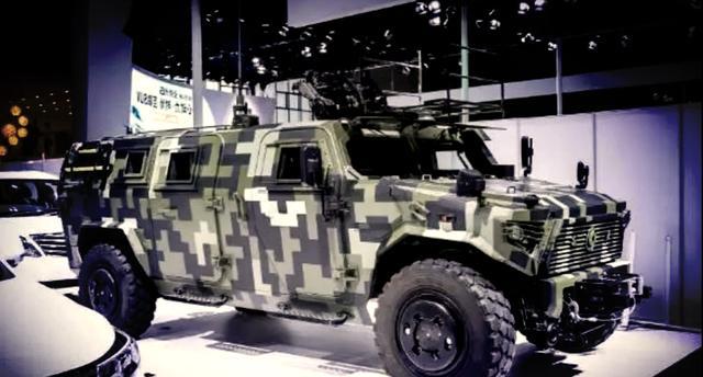 为什么军车大多是柴油车？有哪些优势？为何电车战场直接完蛋？(图6)