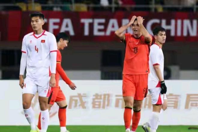熊猫杯U22国足在缺少主力的情况下0-1不敌越南虽败犹荣未来可期(图1)