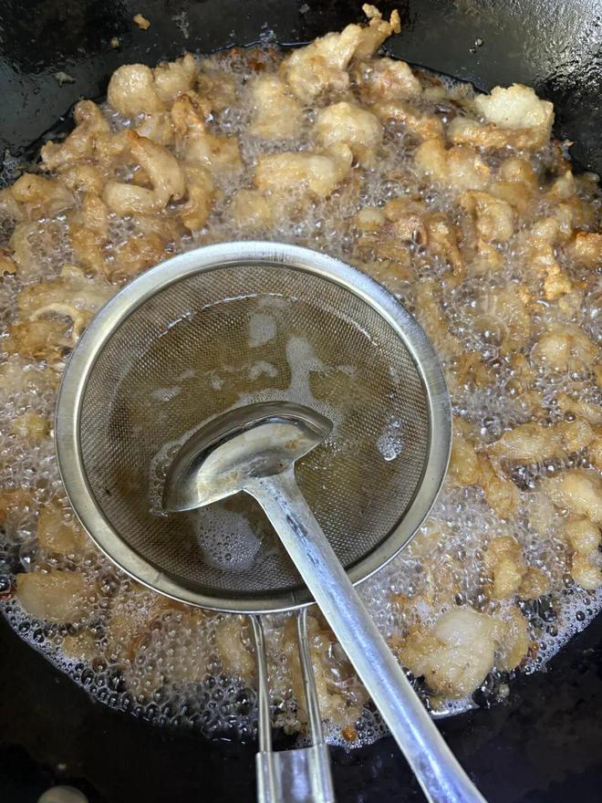 被年轻人的“邪修妙招”惊到了！一分钱不花就解决了生活痛点(图12)