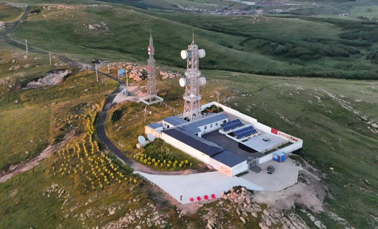 乌兰察布大青山微波站:28年坚守山巅耀北疆(图1)