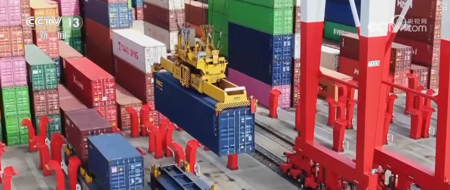 2025年外贸亮眼“成绩单”新观察·外贸增长“新”动能从“新三样”→N样”(图17)